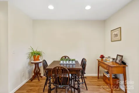 212 & 214 Portmanvilla Road Black Mountain NC 28711