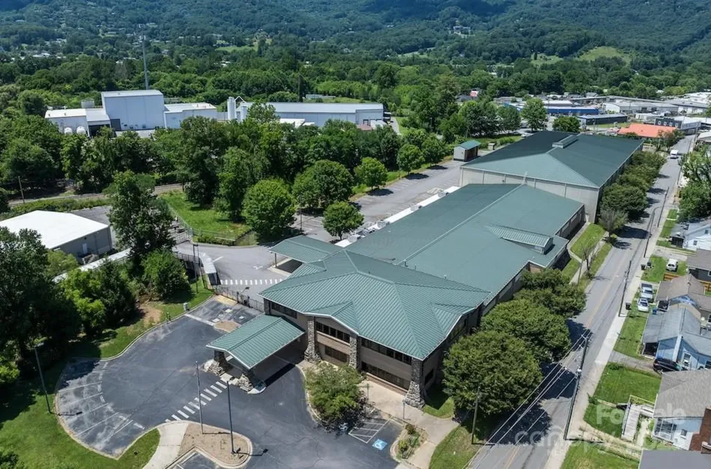 172 Riverbend Street Waynesville NC 28786