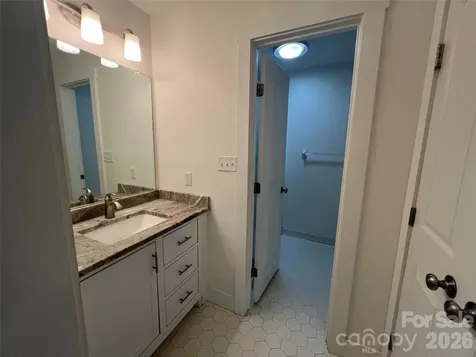 609 Crowfields Lane Asheville NC 28803