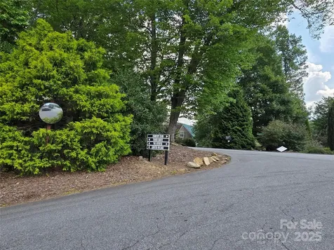 99999 Red Oak Drive Mills River NC 28759