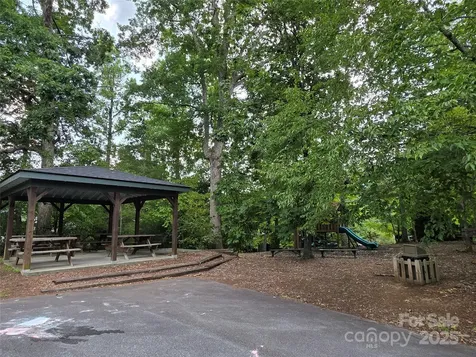 800610 Ivy Road Mills River NC 28759