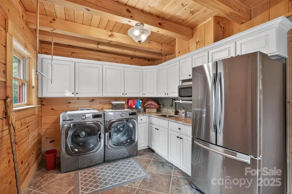 904 Bryan Hollow Road Boone NC 28607