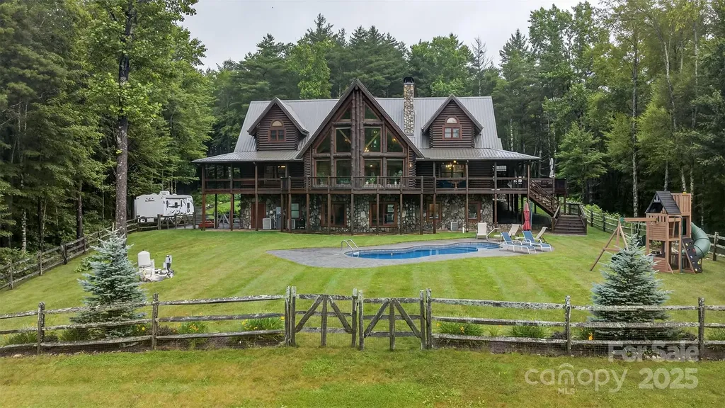 904 Bryan Hollow Road Boone NC 28607