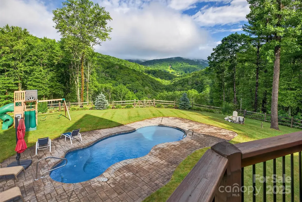 904 Bryan Hollow Road Boone NC 28607