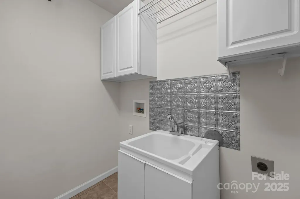 226 Brooks Farm Drive Rockwell NC 28138