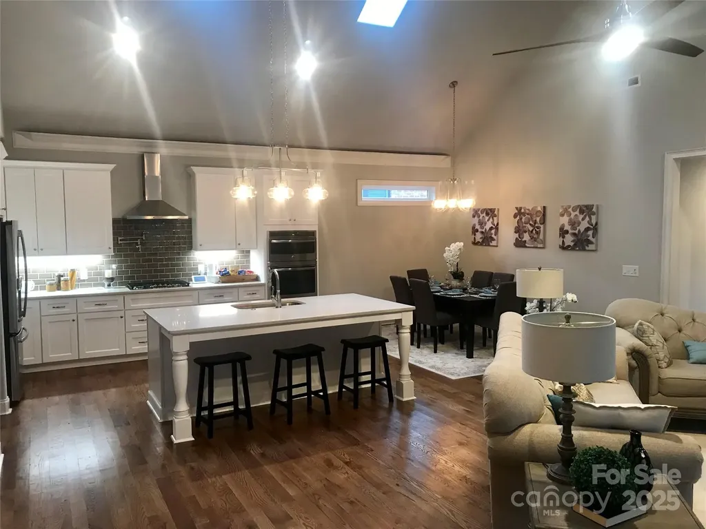 32 Shanklin Lane S Denver NC 28037