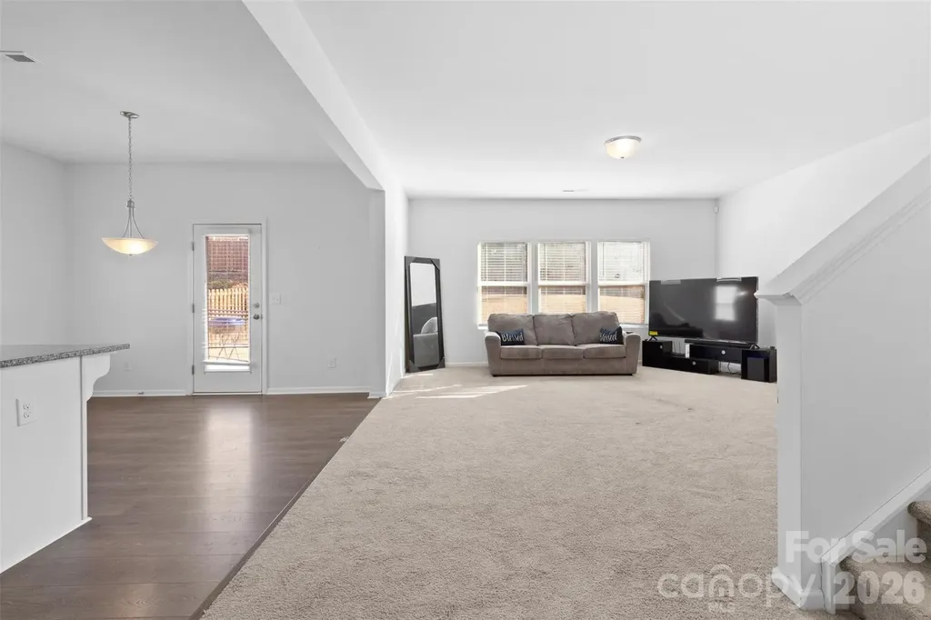9022 Colwick Hill Lane Charlotte NC 28215