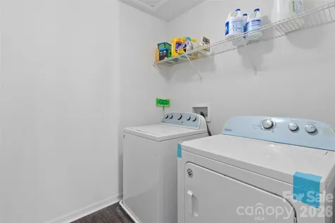 9022 Colwick Hill Lane Charlotte NC 28215