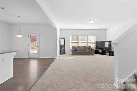 9022 Colwick Hill Lane Charlotte NC 28215