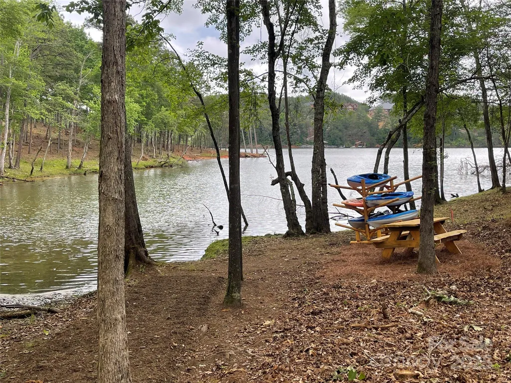 3318 Pyramid Peak Trail Connelly Springs NC 28612