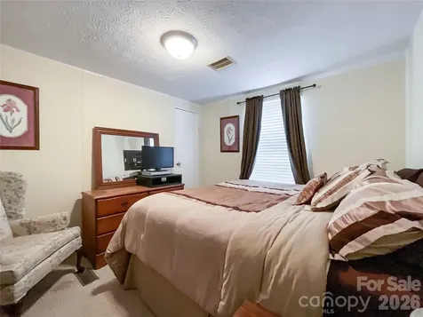 2329 Dolan Lane Liberty Hill SC 29074