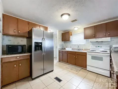 2329 Dolan Lane Liberty Hill SC 29074