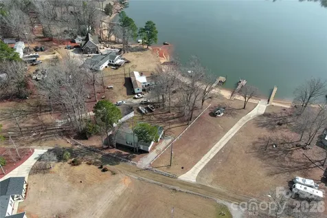 2329 Dolan Lane Liberty Hill SC 29074