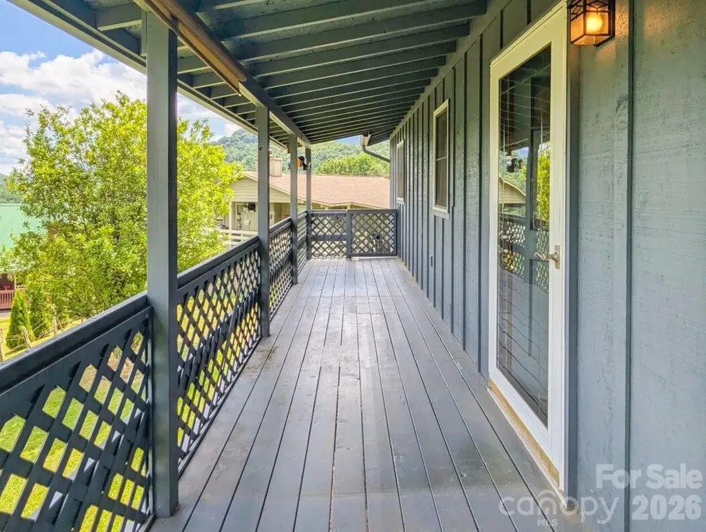 84 Stoney Ridge Loop Maggie Valley NC 28751