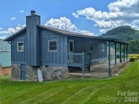 84 Stoney Ridge Loop Maggie Valley NC 28751