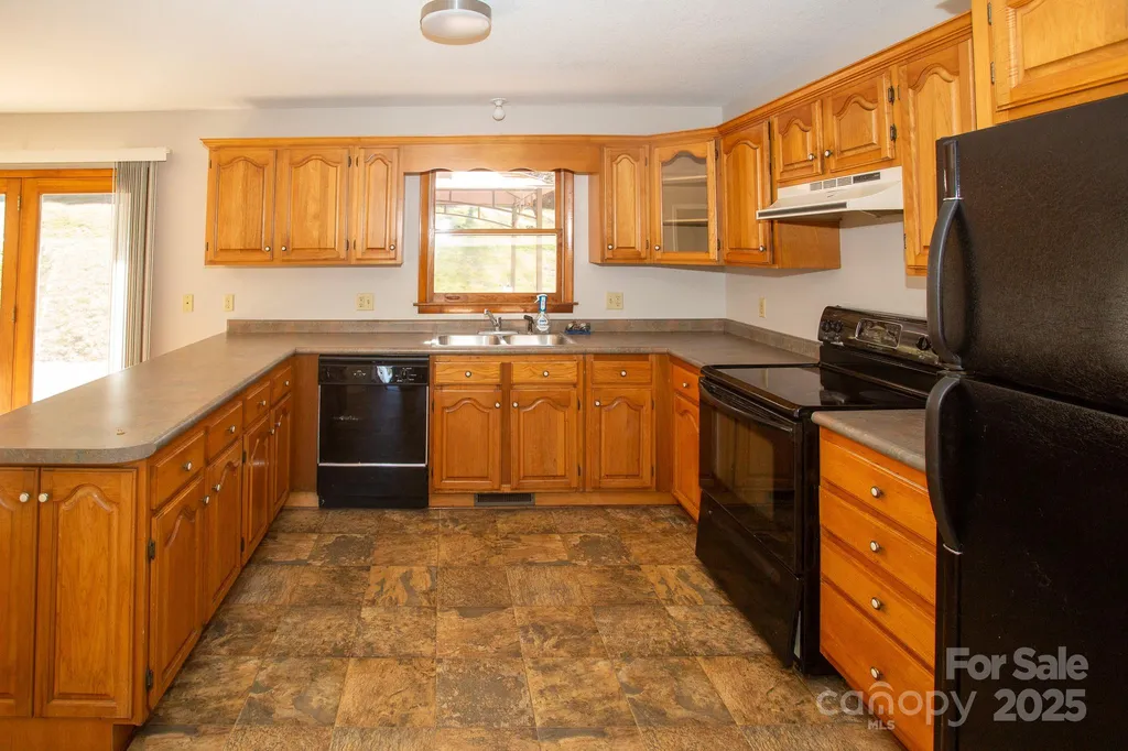 9 Lorena Drive Asheville NC 28806