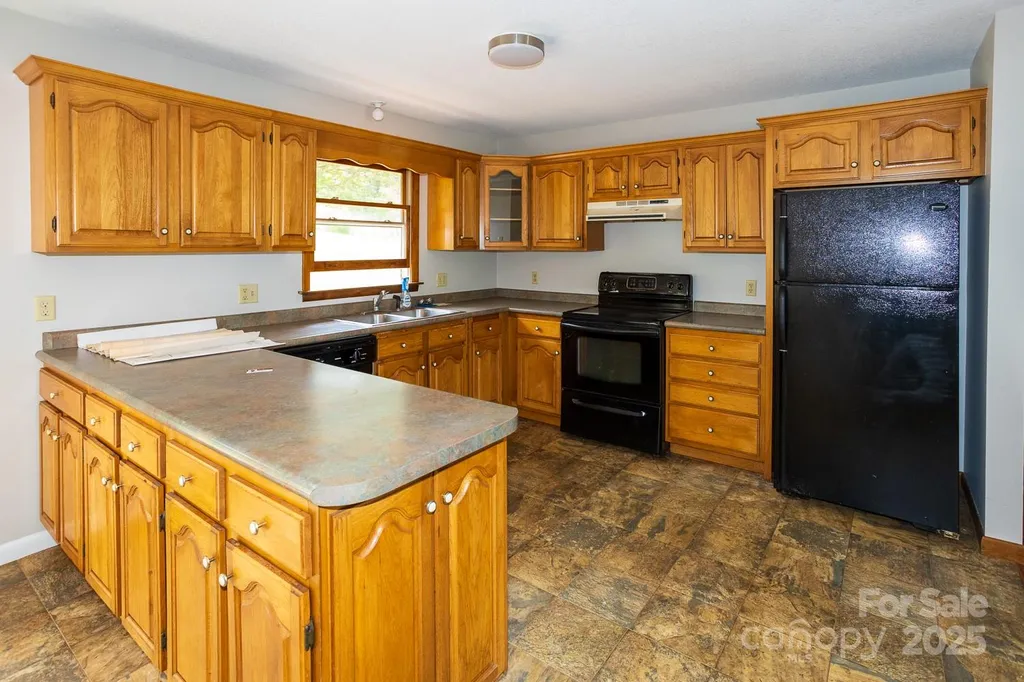 9 Lorena Drive Asheville NC 28806