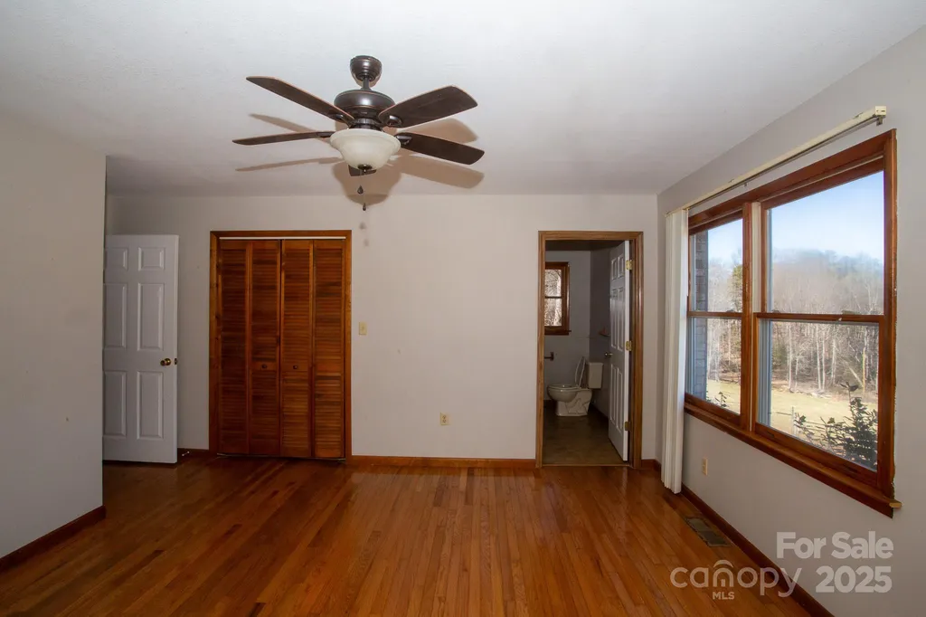 9 Lorena Drive Asheville NC 28806