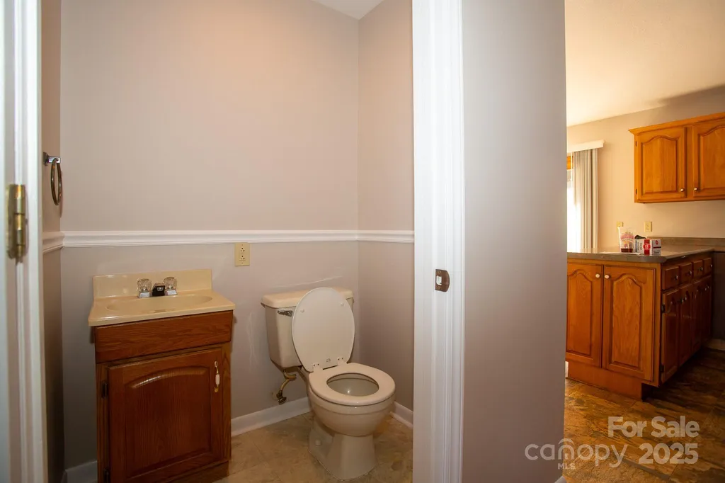9 Lorena Drive Asheville NC 28806