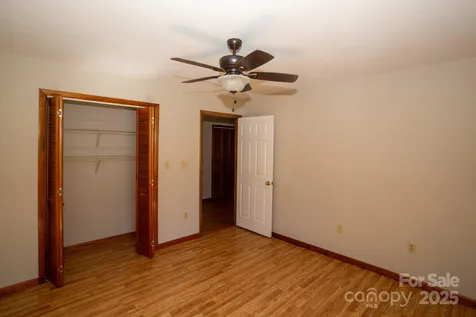 9 Lorena Drive Asheville NC 28806