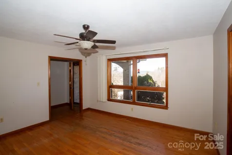 9 Lorena Drive Asheville NC 28806