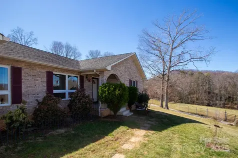 9 Lorena Drive Asheville NC 28806