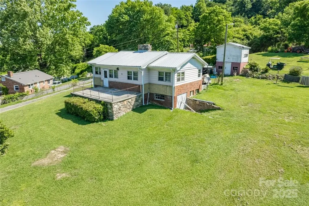 415 Weaverville Road Asheville NC 28804