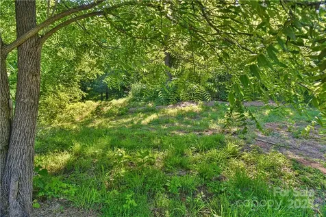 415 Weaverville Road Asheville NC 28804