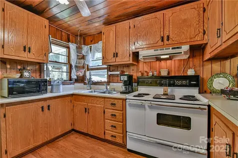 415 Weaverville Road Asheville NC 28804