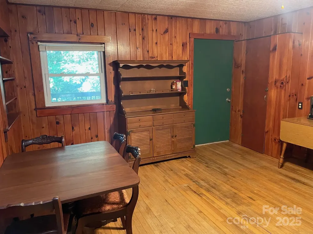 142 Whitewater Road Sapphire NC 28774