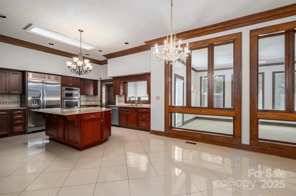 1816 Country Garden Drive Shelby NC 28150