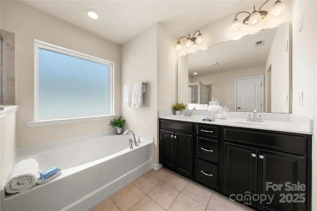 113 Burlingame Court Mooresville NC 28117
