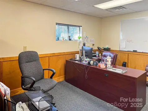 13 Haywood Office Park Waynesville NC 28785