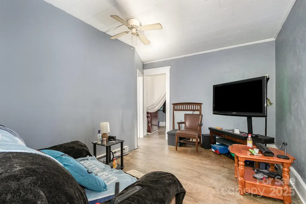 616 N Mebane Street Burlington NC 27217