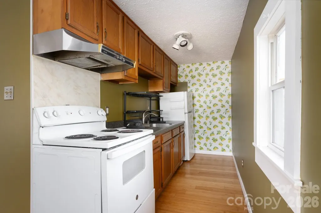 17 & 19 Hubbard Avenue Asheville NC 28806
