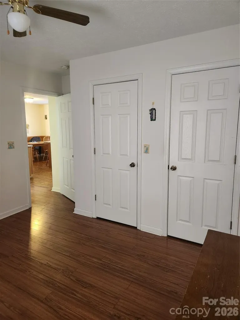 271 Stradley Mountain Road Asheville NC 28806