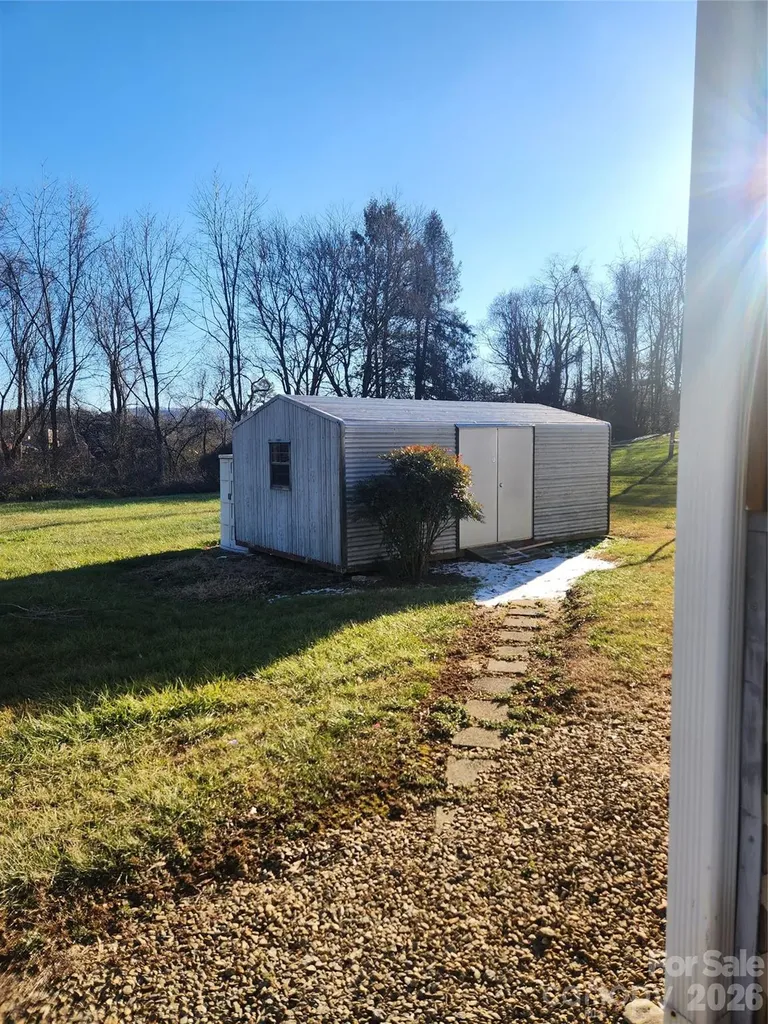 271 Stradley Mountain Road Asheville NC 28806
