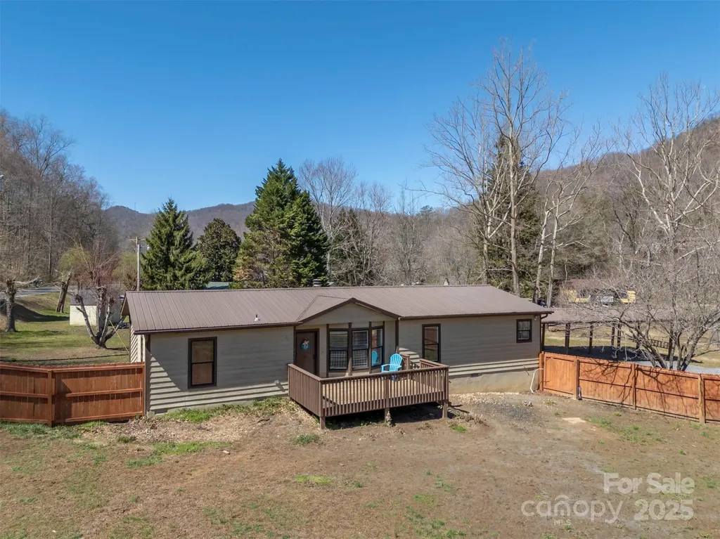 121 Julian Way Lake Lure NC 28746