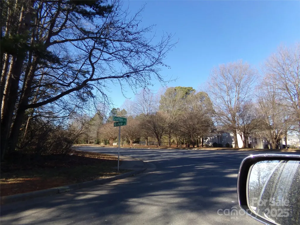 5514 Grafton Place Charlotte NC 28212