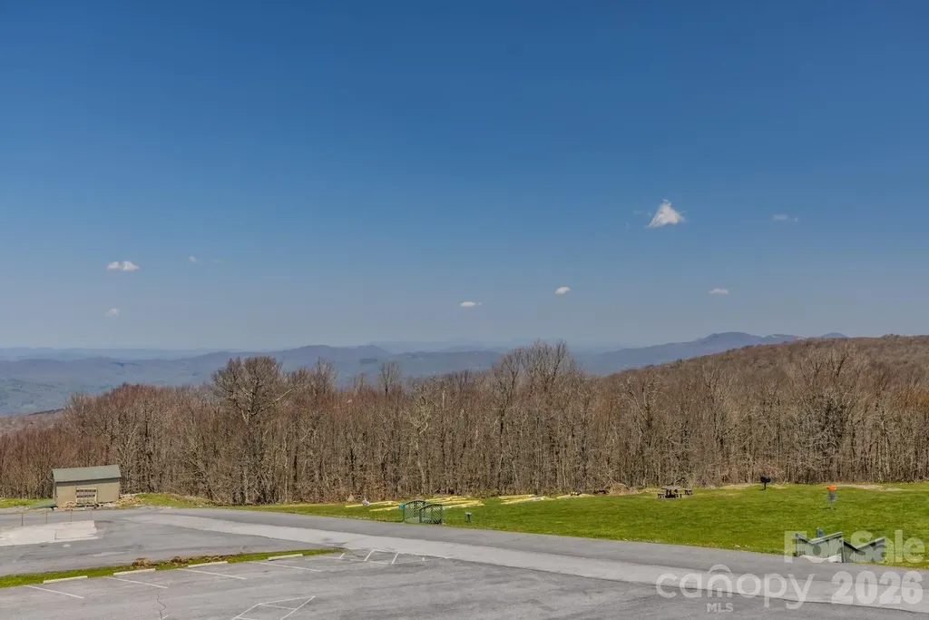 301 Pinnacle Inn Road Beech Mountain NC 28604