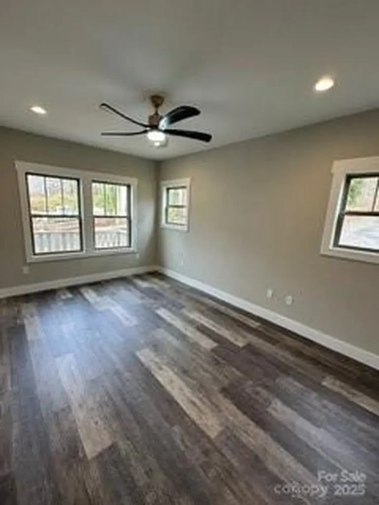 308 Ninth Street Black Mountain NC 28711