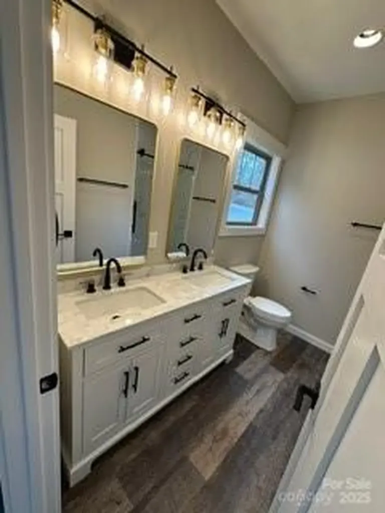 308 Ninth Street Black Mountain NC 28711