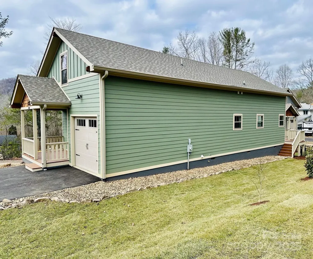 308 Ninth Street Black Mountain NC 28711