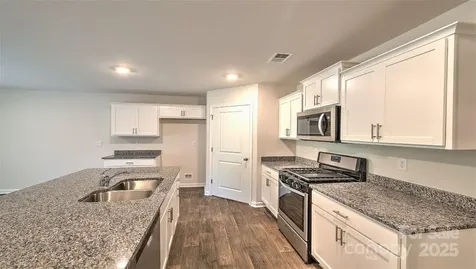842 Adelston Lane Asheville NC 28804
