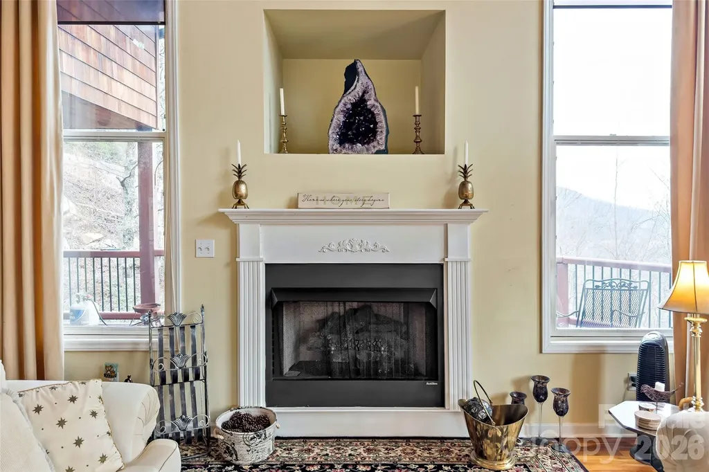 60 E Valley View Drive Marion NC 28752