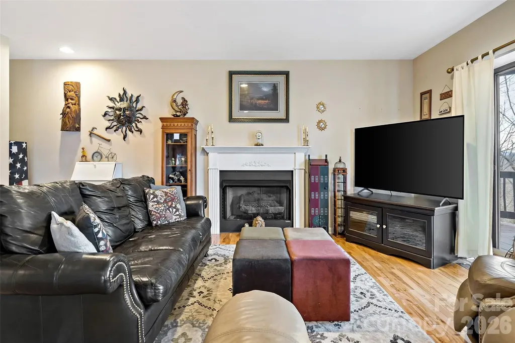 60 E Valley View Drive Marion NC 28752