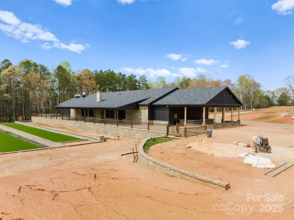 1565 Shinnville Road Cleveland NC 27013