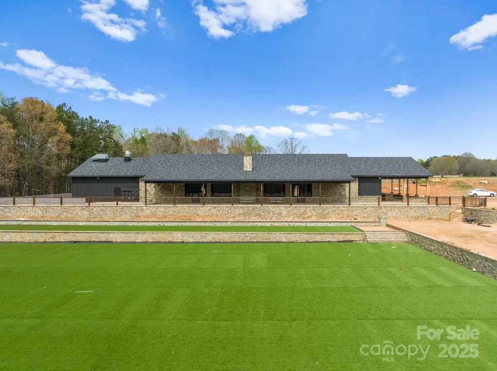 1565 Shinnville Road Cleveland NC 27013
