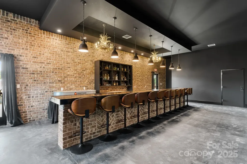1565 Shinnville Road Cleveland NC 27013