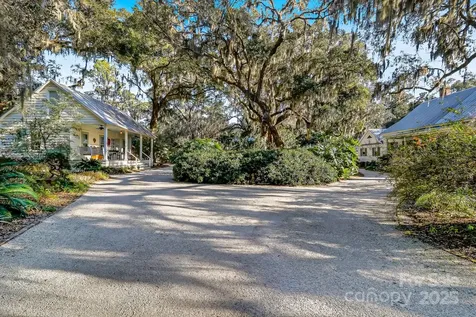 131 Pritchard Street Bluffton SC 29910